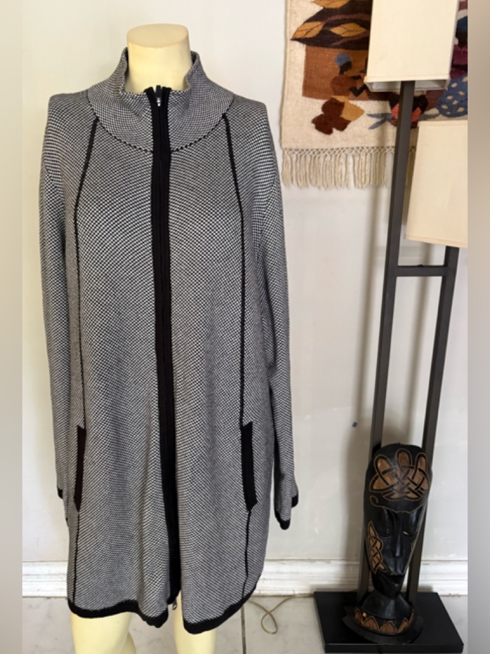 Adrienne Vittadini Woman Black and White Knit Long Sleeve Dress Size 3X